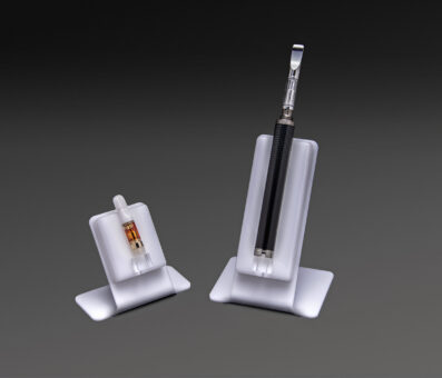 Xtract-Pen-Cartridge-Stand-2
